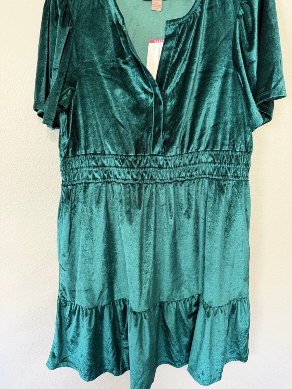 Short Sleeve Velvet Midi Dress in Emerald Green French Connection - Picture 3 of 5